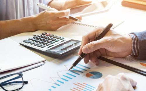 La taxe Chirac : origine, impact et évolution récente