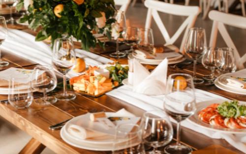 Mariages 2025 : La personnalisation et l’expérience immersive pour un jour unique