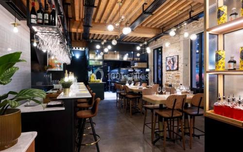 Louez une salle des fêtes équipée d’une cuisine fonctionnelle