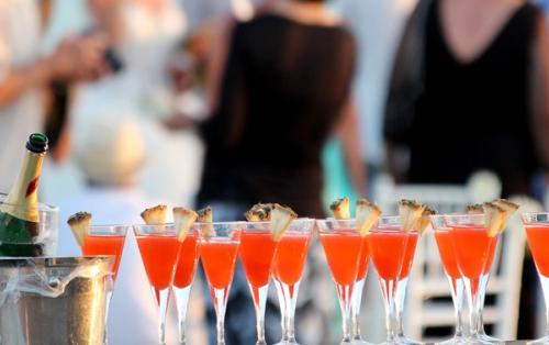 Événement d’entreprise en extérieur : opportunité ou casse-tête ?