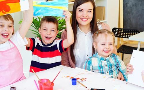 Babysitting & événements professionnels : la nouvelle clé de la participation