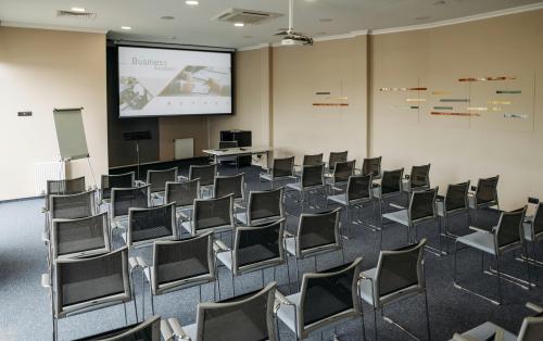 Salle de séminaire connectée à Strasbourg : adresse pour vos réunions hybrides