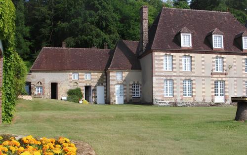 Manoir de Bellegarde : Emmanuel de Perthuis fait vivre un patrimoine chargé d’histoire