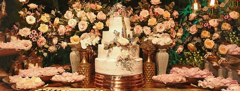 Gâteau de mariage : pièces montées ou mini-gâteaux ?