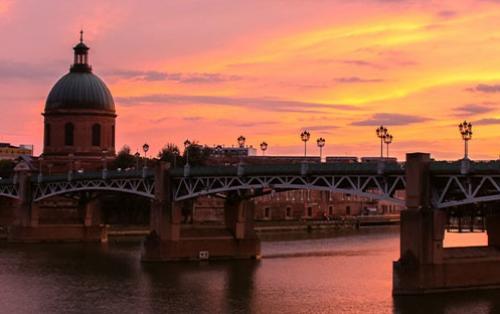 Comment organiser une conférence à Toulouse qui marque les esprits ?