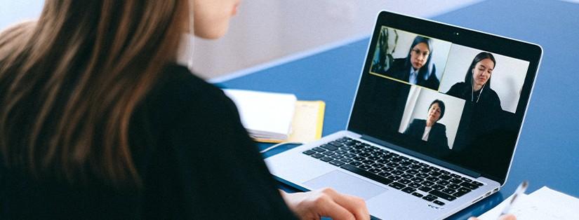 Le Futur des Événements Professionnels : Vers une Expérience Virtuelle et Hybride
