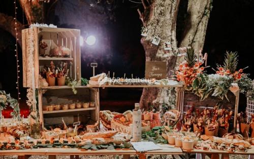 Le timing parfait : astuces pour planifier le service traiteur lors de votre mariage aux Alpes-Maritimes
