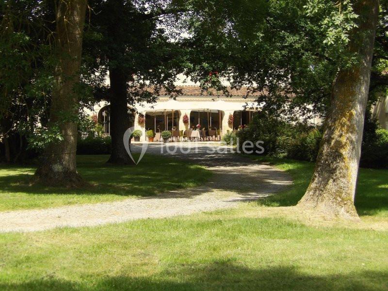 Location salle Saint-Jean-le-Comtal (Gers) - Le Château De Camille #1