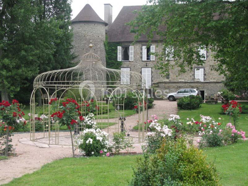 Location salle Saint-Genès-du-Retz (Puy-de-Dôme) - Des Roses et des Tours #5
