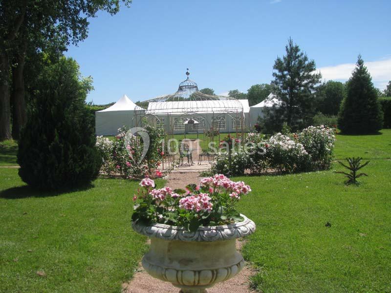 Location salle Saint-Genès-du-Retz (Puy-de-Dôme) - Des Roses et des Tours #9