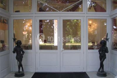 Location salle Saint-Genès-du-Retz (Puy-de-Dôme) - Des Roses et des Tours #24