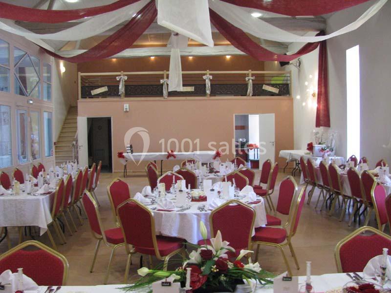 Location salle Saint-Genès-du-Retz (Puy-de-Dôme) - Des Roses et des Tours #12