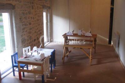 Location salle Saint-Genès-du-Retz (Puy-de-Dôme) - Des Roses et des Tours #24