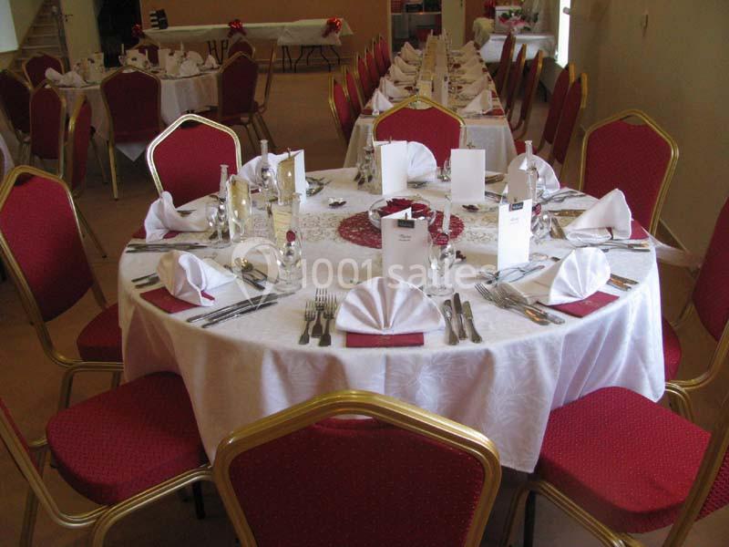 Location salle Saint-Genès-du-Retz (Puy-de-Dôme) - Des Roses et des Tours #14