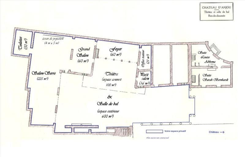 Plan du Château d'Anjou montrant la disposition des salles, incluant théâtre, salons et salle de bal.