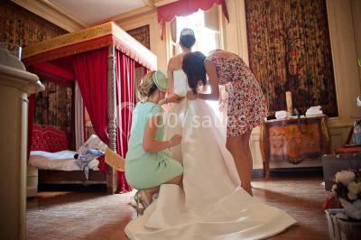 Plan du Château d'Anjou montrant la disposition des salles, incluant théâtre, salons et salle de bal.