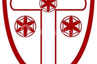 Miniature Location salle Yzeures-sur-Creuse (Indre-et-Loire) - Prieuré de la Mothe #16 Table dressée avec nappe blanche, couverts, verres, assiettes, petits pains et vase de muguet au centre.