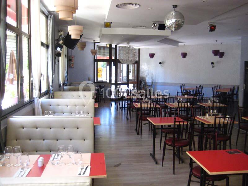 Café Sur Seine à IvrysurSeine (94200) Location de salle pour mariage