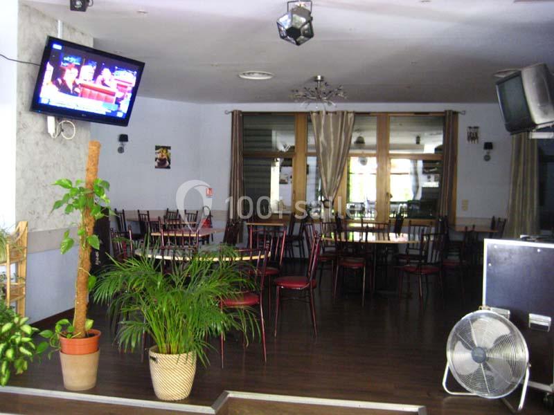 Café Sur Seine à IvrysurSeine (94200) Location de salle pour mariage