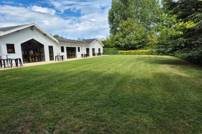 Le Chalet de la Pepinière Le Chalet de la Pepinière