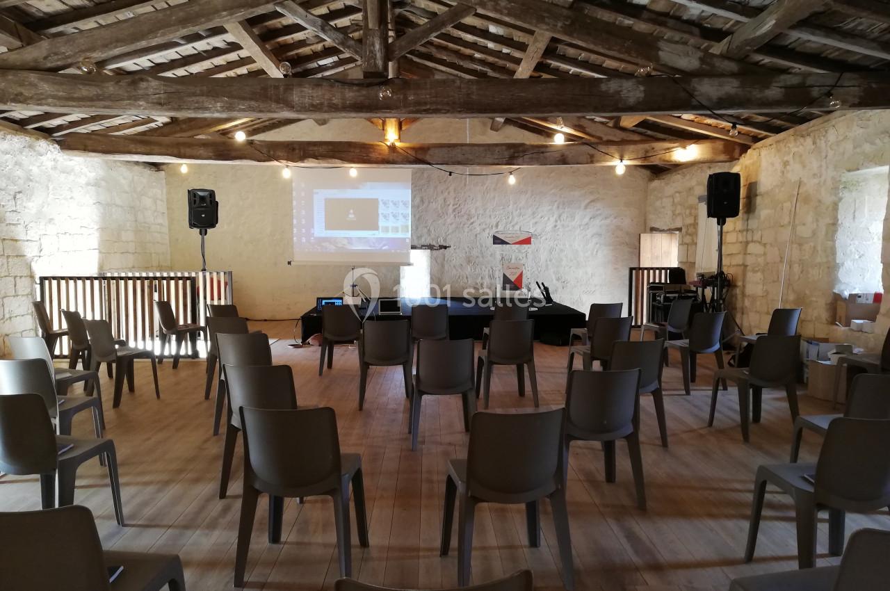 Location salle Saint-Bris-des-Bois (Charente-Maritime) - Abbaye de Fontdouce #8