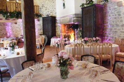 Location salle Saint-Dier-d'Auvergne (Puy-de-Dôme) - Château Des Martinanches #24