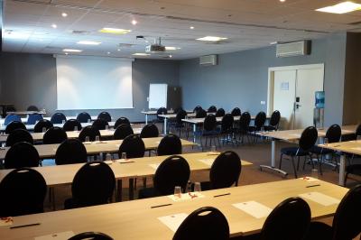 Hotel Ibis La Ciotat Hotel Ibis La Ciotat