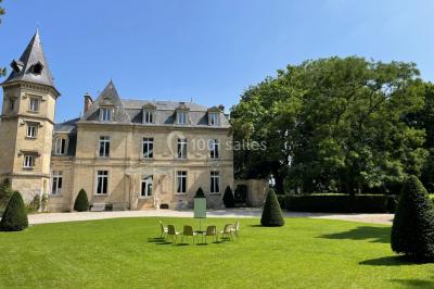 Domaine du Château de Précy Domaine du Château de Précy