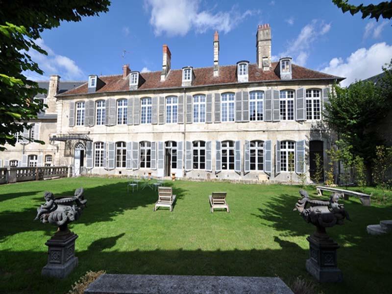 Location salle Bourges (Cher) - Hôtel De Panette #1