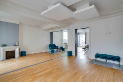 Les Salons Parisiens Les Salons Parisiens