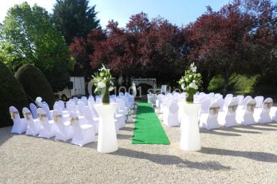 Domaine des Pierres Dorées Domaine des Pierres Dorées