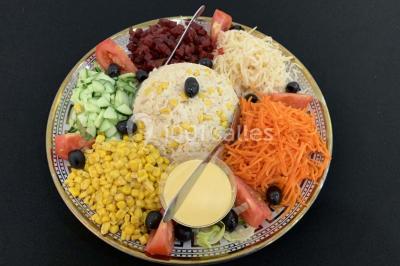 Logo en noir et blanc avec le mot ’Elysée’ en écriture cursive, accompagné de cinq étoiles au-dessus.