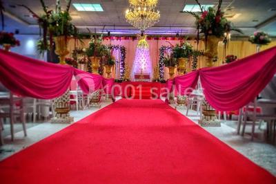 Logo en noir et blanc avec le mot ’Elysée’ en écriture cursive, accompagné de cinq étoiles au-dessus.