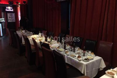 Carte montrant un itinéraire entre Nanterre et Neuilly-sur-Seine avec des routes principales et des points de repère.