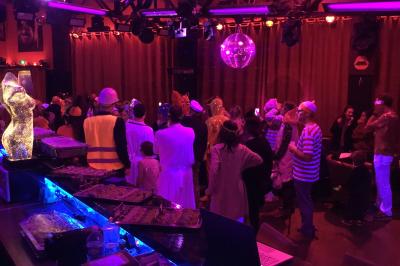 Carte montrant un itinéraire entre Nanterre et Neuilly-sur-Seine avec des routes principales et des points de repère.