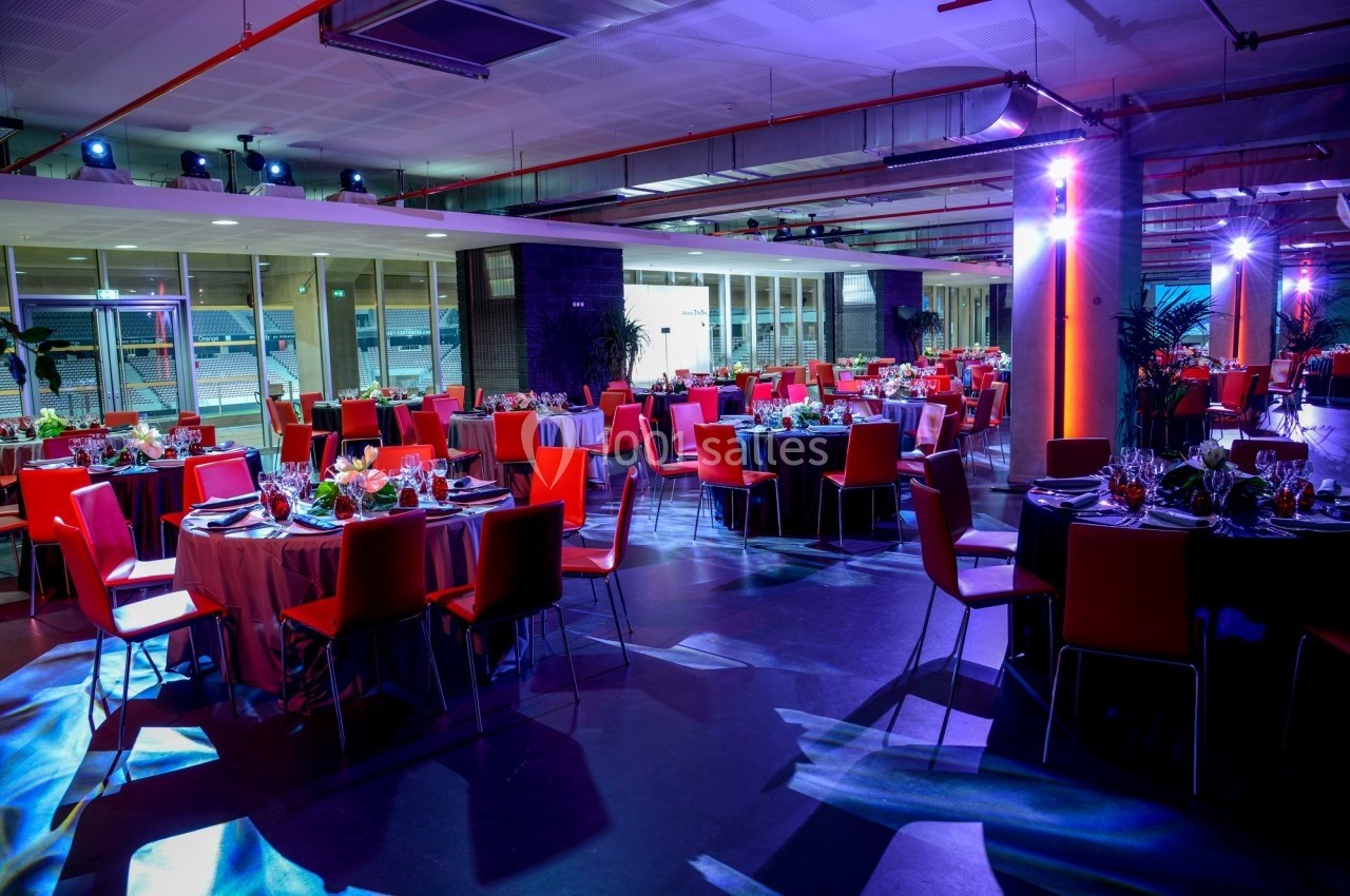 Salon des Aiglons - Repas assis