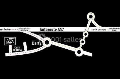 Plan schématique montrant l'emplacement de commerces près de l'autoroute A57, avec indications des sorties principales.