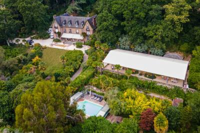 Château Les Hauts - Mont St Michel Château Les Hauts - Mont St Michel