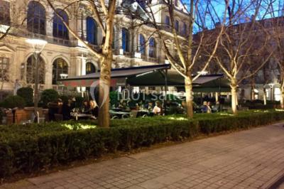 Le Hall De La Bourse Le Hall De La Bourse