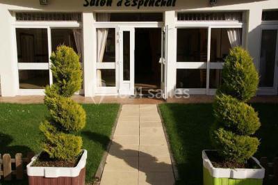 Location salle Massiac (Cantal) - Salon D'espinchal #16