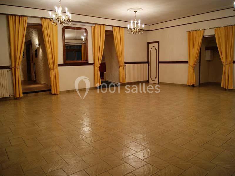 Location salle Massiac (Cantal) - Salon D'espinchal #11