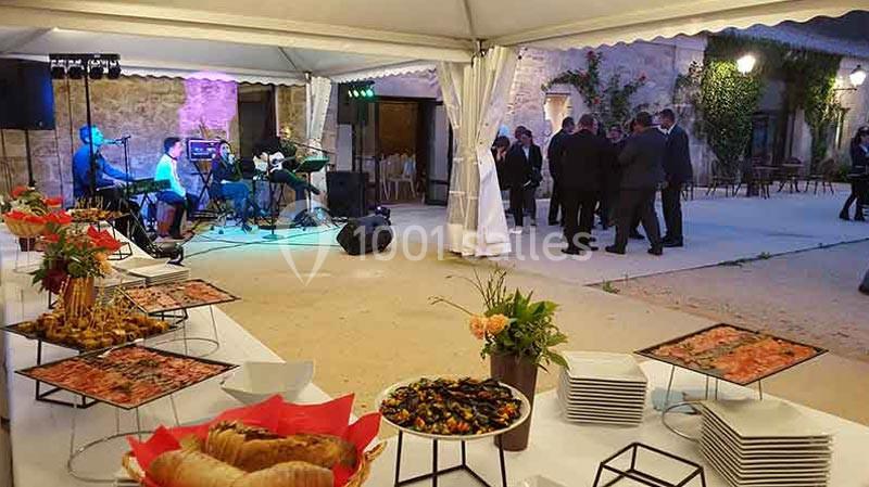 Location salle Saint-Gilles (Gard) - Domaine du Prieuré d'Estagel #3