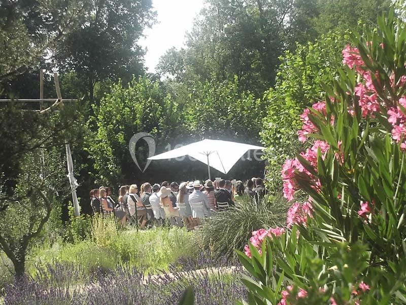 Location salle Graveson (Bouches-du-Rhône) - Musée Des Arômes Et Du Parfum #6