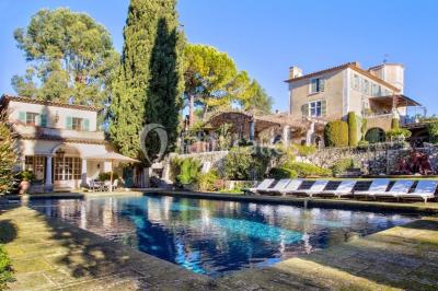 Château Montfort Château Montfort