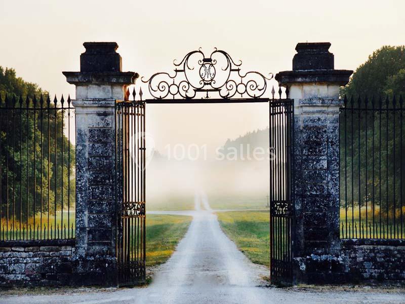 Location salle Fouchères (Aube) - La Grange du Château de Vaux #2