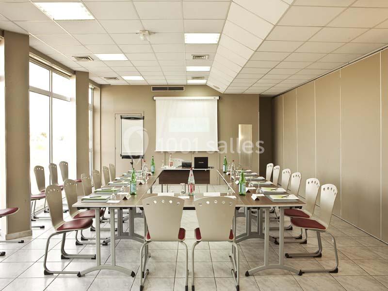 Location salle Rivesaltes (Pyrénées-Orientales) - Campanile Perpignan Nord #1