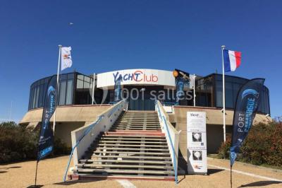 Le Yacht Club de Port Camargue Le Yacht Club de Port Camargue