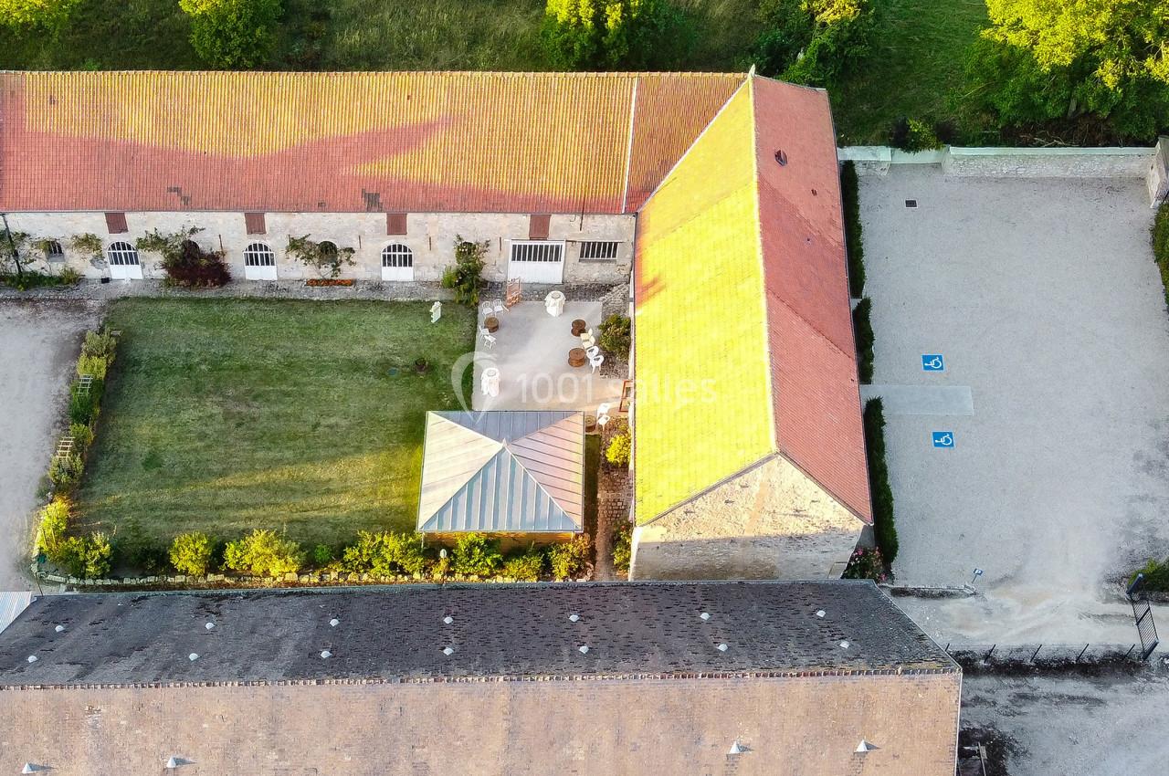 1200 m² pour vous à La Croisée des Possibles Oise avec Parking Jardin...