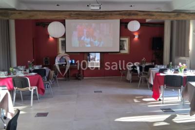 Véranda et jardin installés pour une cérémonie, La Croisée des Possibles