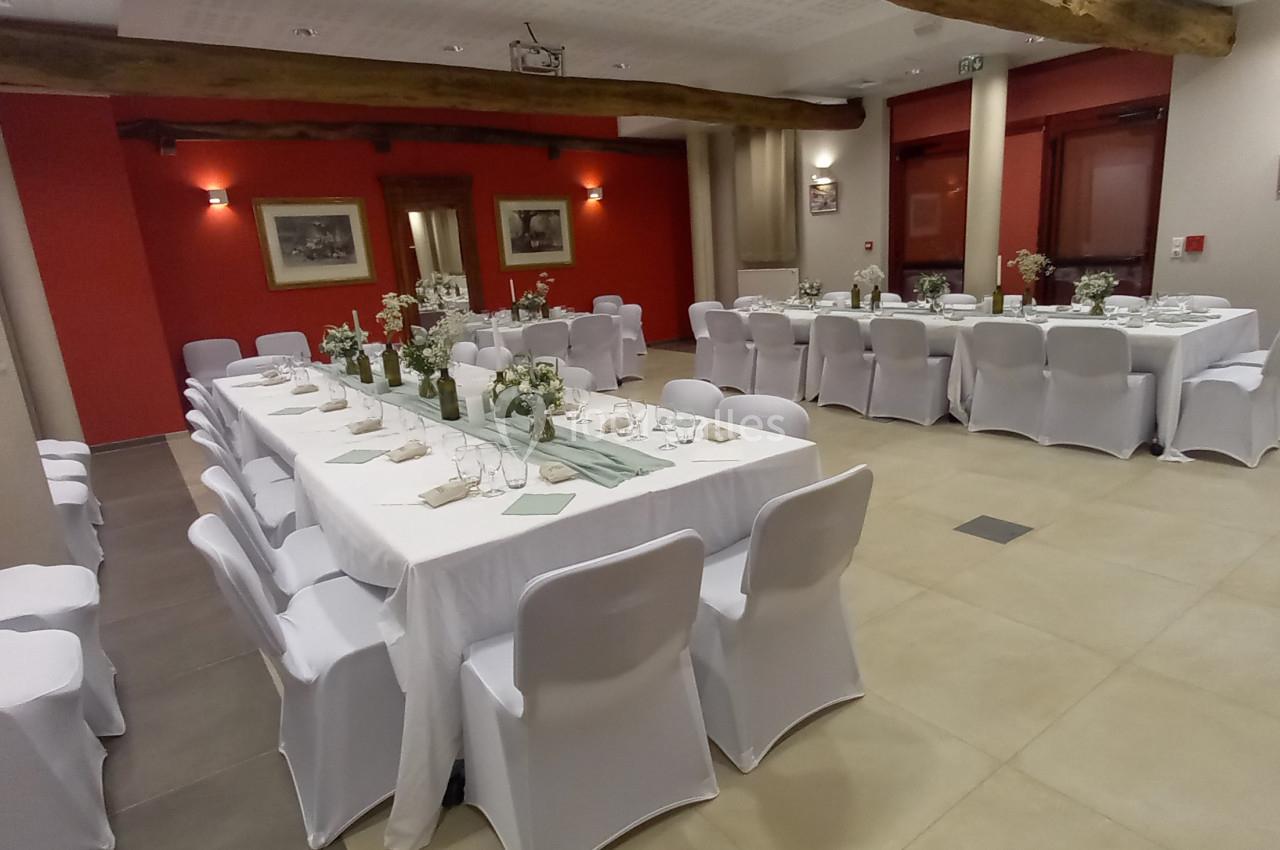 Salle pour baptême installée la veille par La Croisée des Possibles et les parents